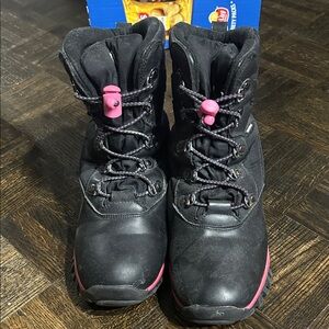 Cougar Black and Pink Winter Boots
